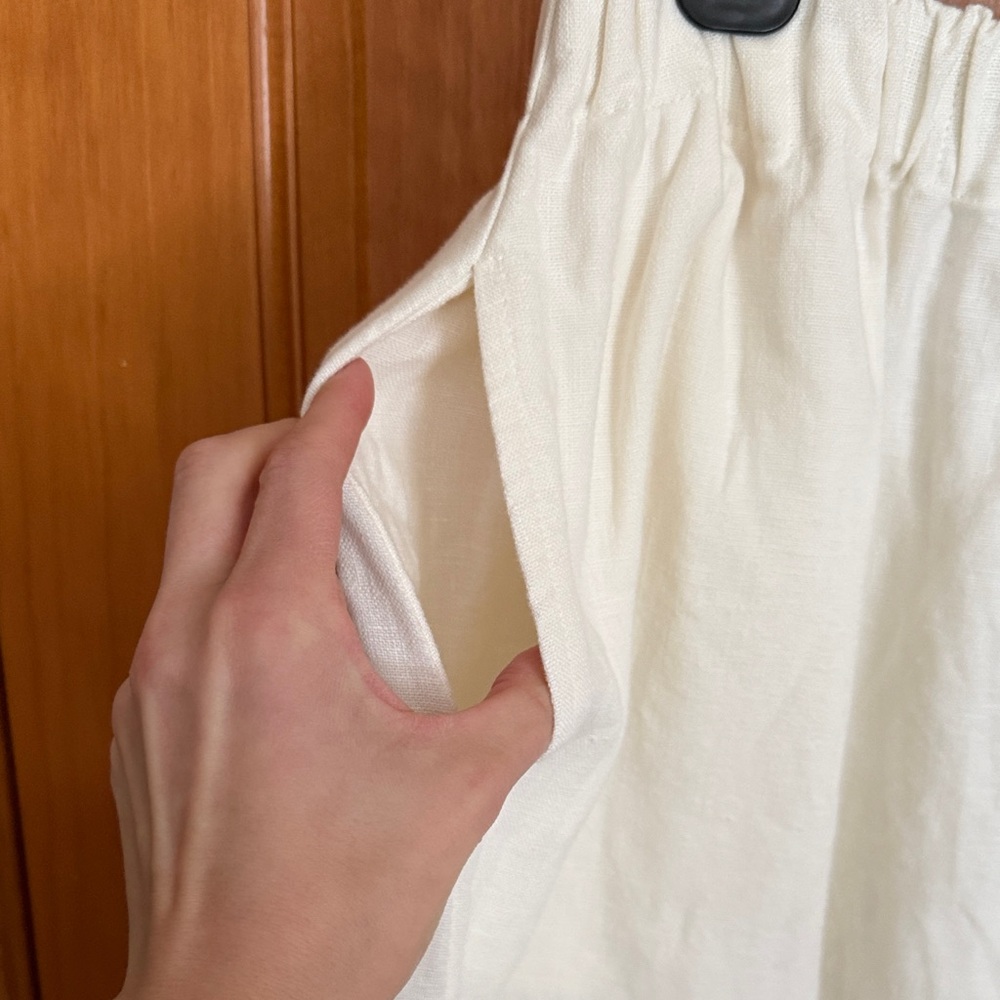LA Relaxed White Linen Skirt - Picture 4 of 4